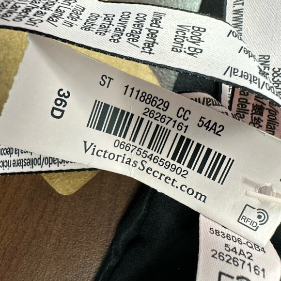 Body by Victoria’s Secret Full Coverage Bra size 36D - Picture 3 of 8